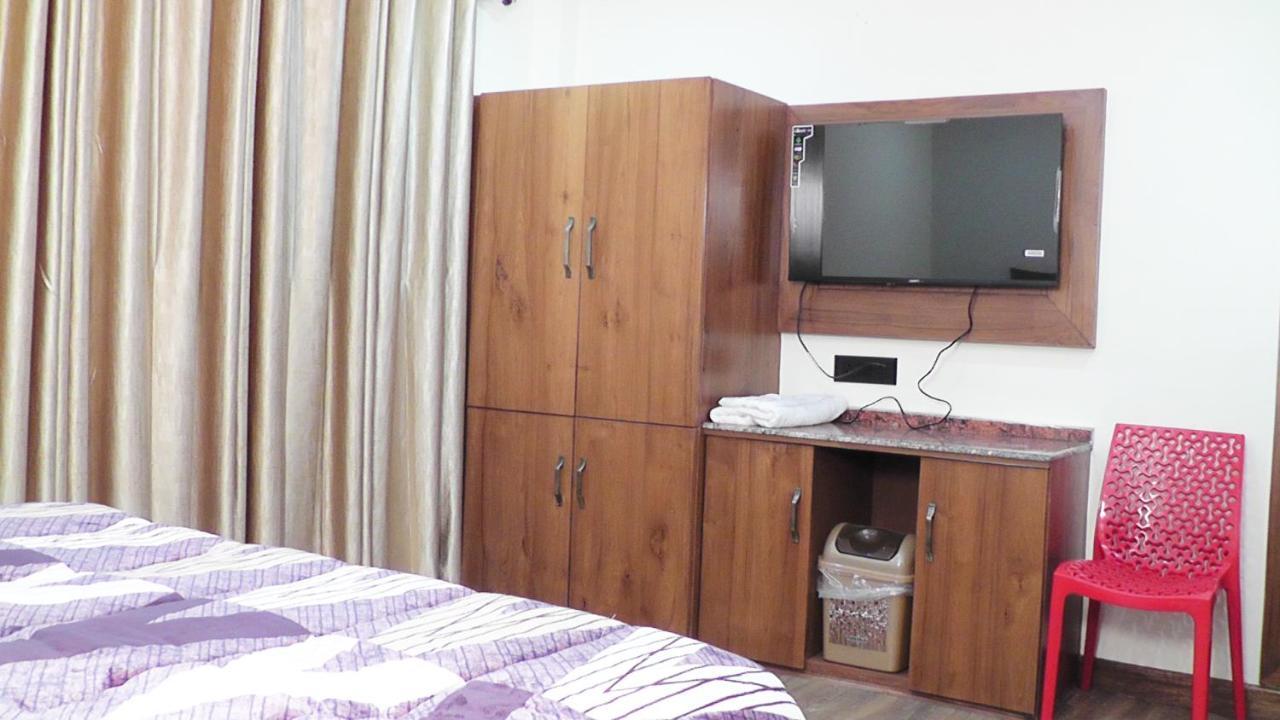 Hotel Jakhu Heights Shimla Exterior photo